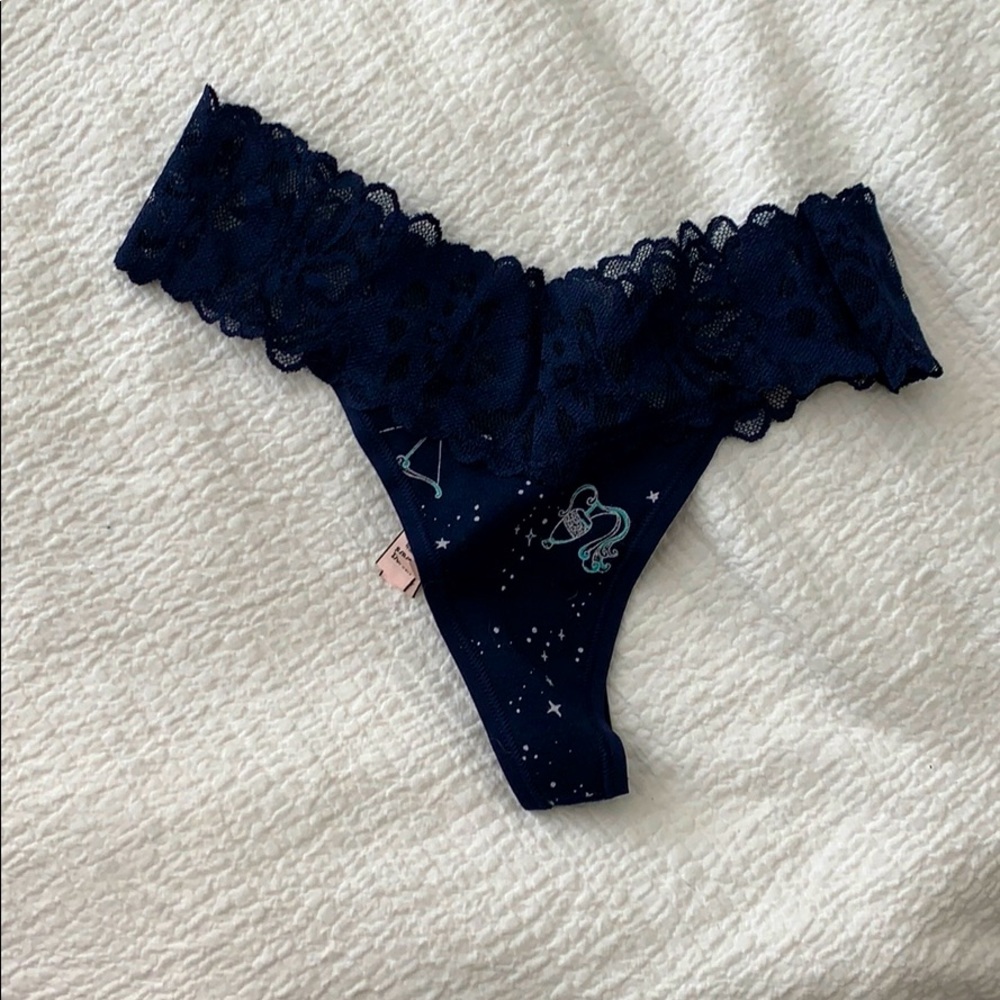 Navy Astrology VS thong